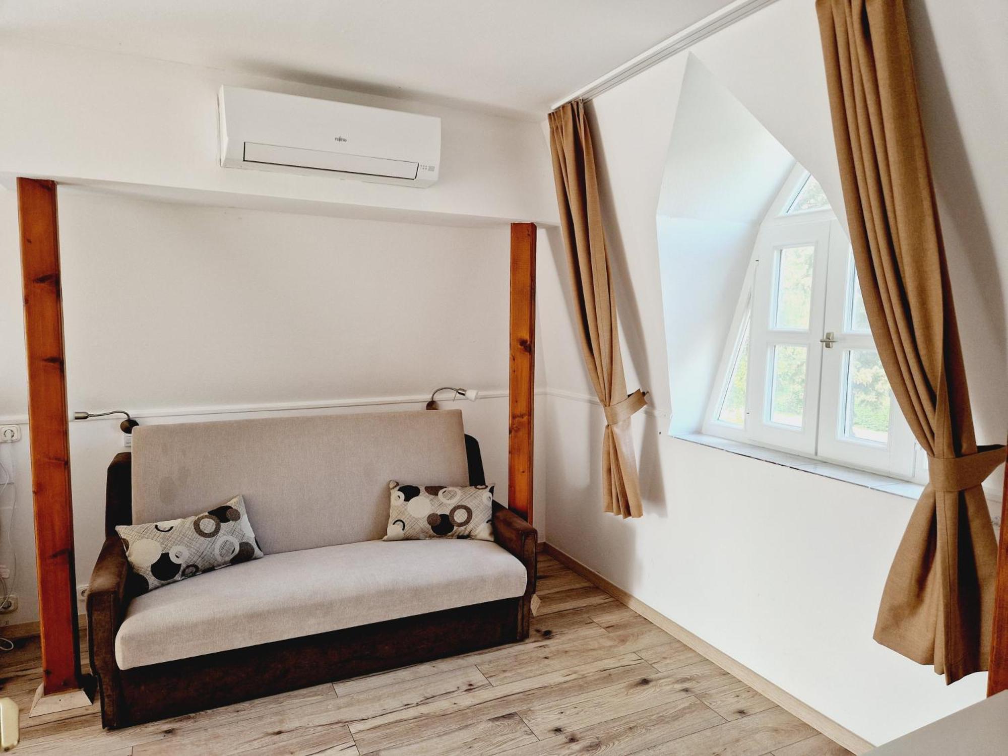 Balaton Apartman Fuered Balatonfured Ngoại thất bức ảnh