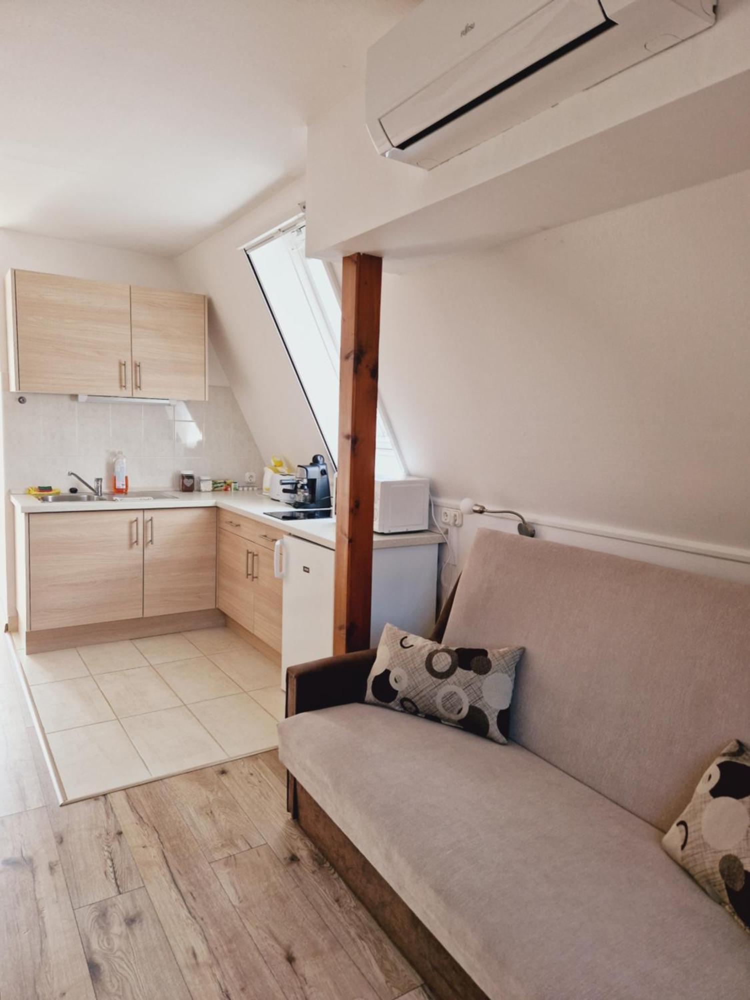 Balaton Apartman Fuered Balatonfured Ngoại thất bức ảnh