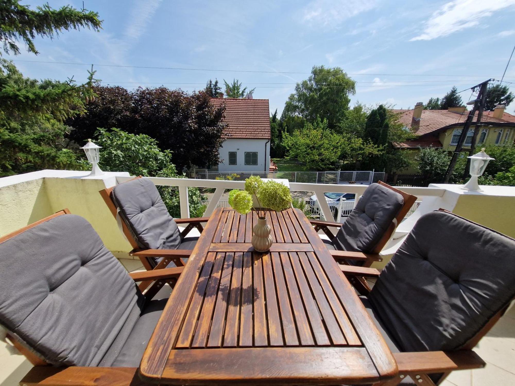 Balaton Apartman Fuered Balatonfured Ngoại thất bức ảnh