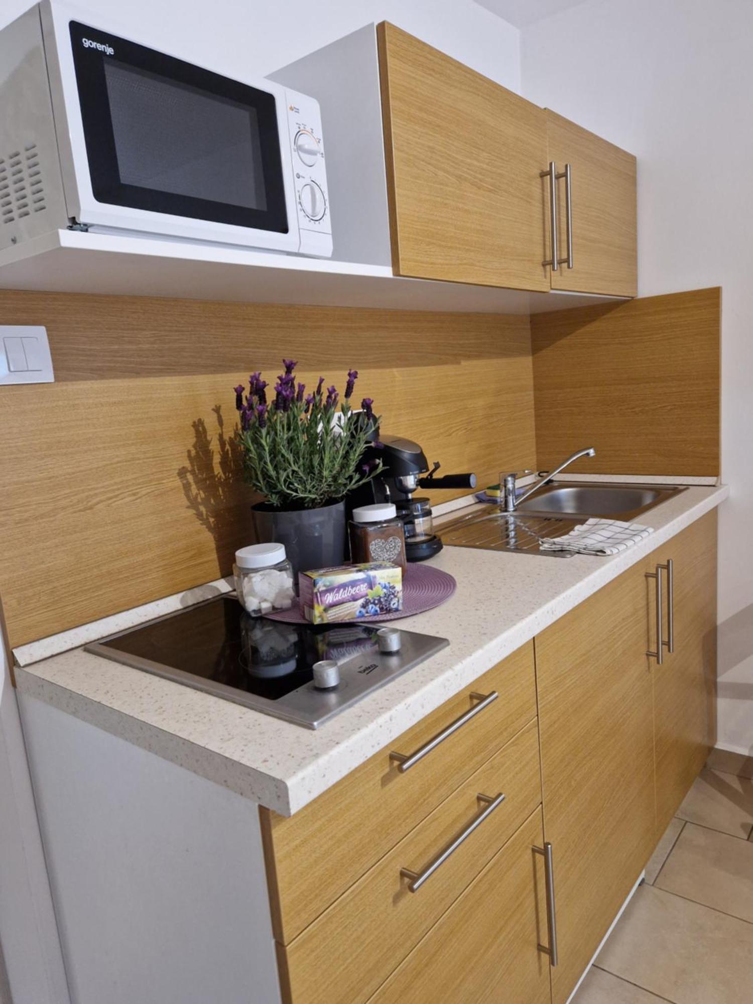 Balaton Apartman Fuered Balatonfured Ngoại thất bức ảnh